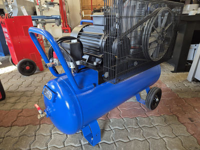 Industriekompressor Hauslhof 880-100-5,5 Vorfhrer