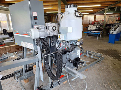 Kleinsgewerk CTR710 Vorfhrmaschine