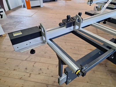 Vorf�hrm. Formats�ge Holzprofi HPFX550-5AX-3,0
