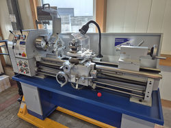 Vorfhr HansSchreiner Metalldrehbank Super 1100