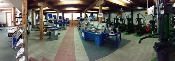 Pöllau Ausstellung Holzspalter, Metallbearbeitungs-, Holzbearbeitungsmaschinen